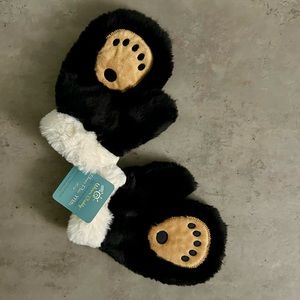 Warm buddy paw mittens